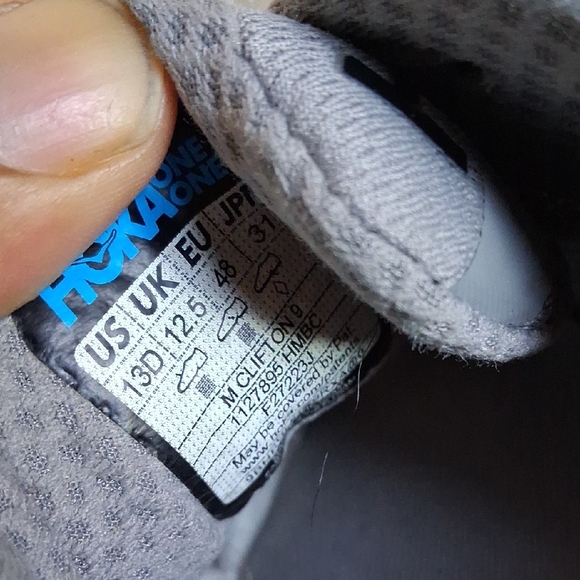 Hoka Clifton 9 Men's Light Gray Athletic Shoes - Picture 15 of 16